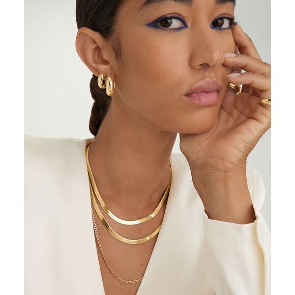 Mejuri Jewelry - Mejuri Bold Herringbone Chain Necklace